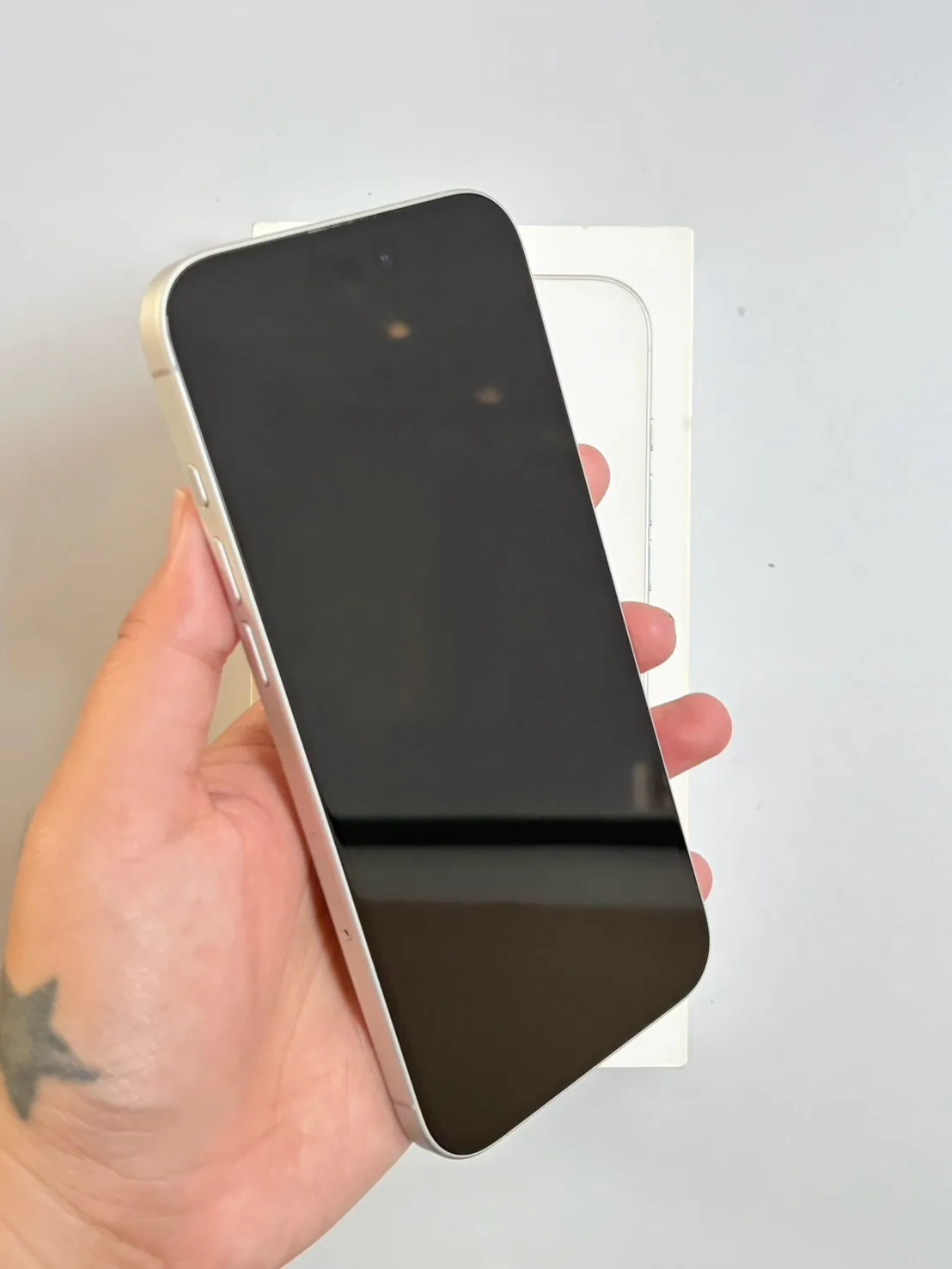 Apple iPhone 16 Plus